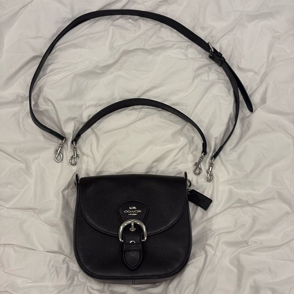 Coach Kleo Shoulder Bag 23 🖤